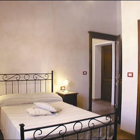 I Bertoni Sleeps 8 Pool Wifi *